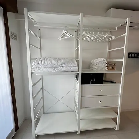 Bristol Apartment *